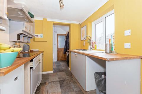 2 bedroom terraced house for sale, Becket Road, Worthing