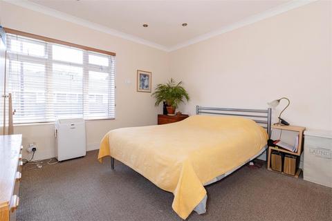 2 bedroom terraced house for sale, Howard Street, Worthing