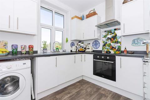 1 bedroom flat for sale, Seamill Park Crescent, Worthing