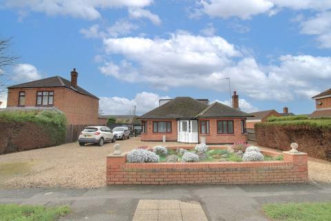 2 bedroom detached bungalow for sale, Doddington Road, Wimblington