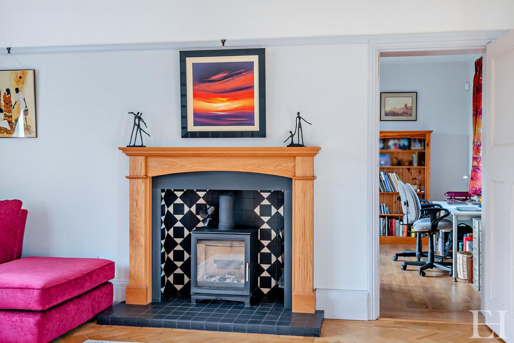 8629705-interior10 WM-800