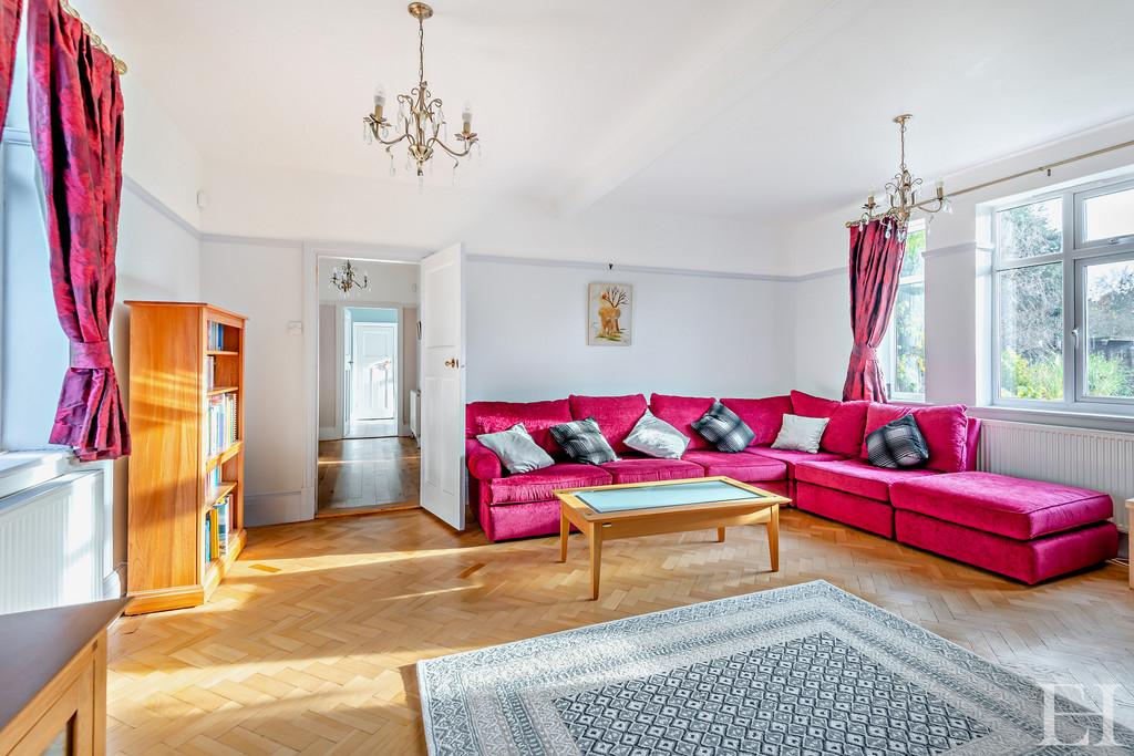 8629705-interior18 WM-800