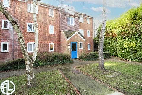 2 bedroom apartment for sale, Haysman Close, Letchworth Garden City, SG6 1UB