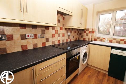 2 bedroom apartment for sale, Haysman Close, Letchworth Garden City, SG6 1UB