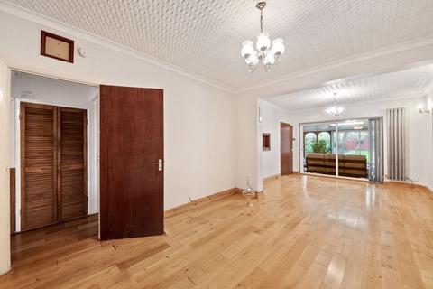 6 bedroom end of terrace house for sale, Francis Road, Hounslow