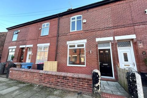 2 bedroom terraced house to rent, Kirkman Avenue, Manchester