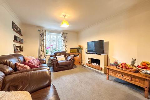 3 bedroom terraced house for sale, Walnut Grove, Shepton Mallet