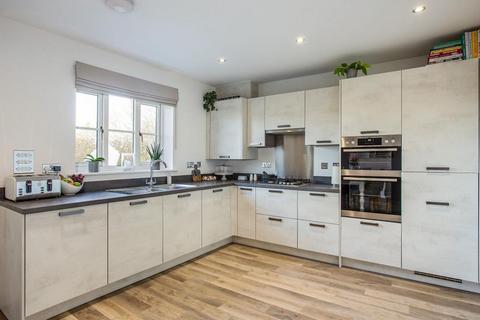 4 bedroom detached house for sale, Halden Field, Rolvenden, Kent, TN17 4BX