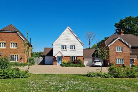 Halden Field, Rolvenden, Kent, TN17 4BX