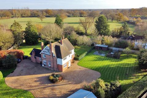 5 bedroom detached house for sale, Couchman Green Lane, Staplehurst, Kent, TN12 0RR