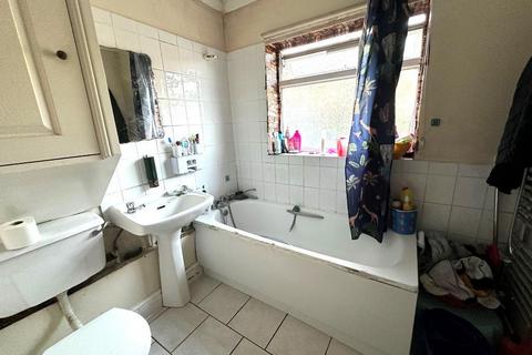 2 bedroom terraced house for sale, Dallow, Luton LU1