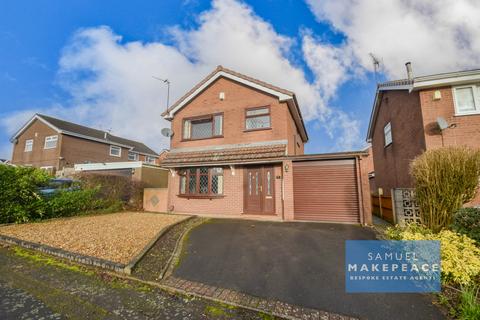 3 bedroom detached house for sale, Orkney Avenue, Packmoor, Stoke-on-Trent