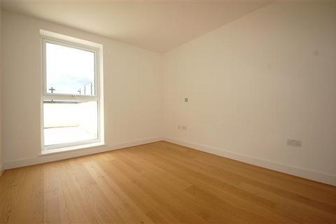 1 bedroom apartment for sale, Hurricane House, Raynes Park, SW20