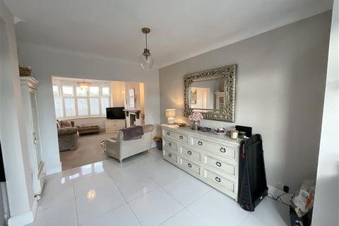 71 Westwick Road, Sheffield, S8 7BU