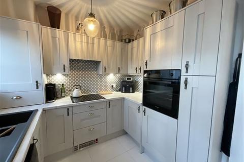 71 Westwick Road, Sheffield, S8 7BU