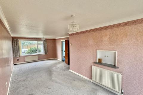 3 bedroom semi-detached house for sale, Lynwood, Kent CT19