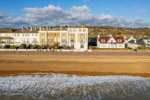 1 bedroom apartment for sale, Marine Parade, Kent CT21