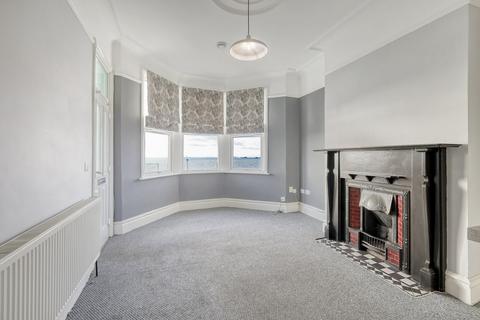 2 bedroom apartment for sale, Eastern Esplanade, Southend-on-Sea, Essex, SS1