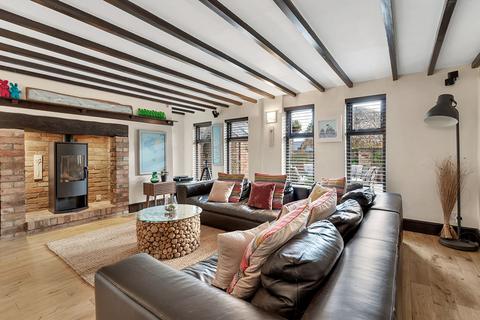 4 bedroom barn conversion for sale, Church Road, Leicester LE7