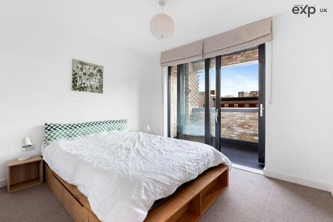 1 bedroom apartment for sale, St. Pauls Way, London E3