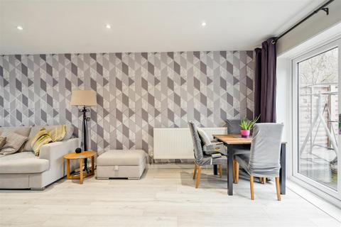 46 Warwick Road, Stevenage, SG2 0QT