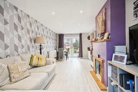 46 Warwick Road, Stevenage, SG2 0QT
