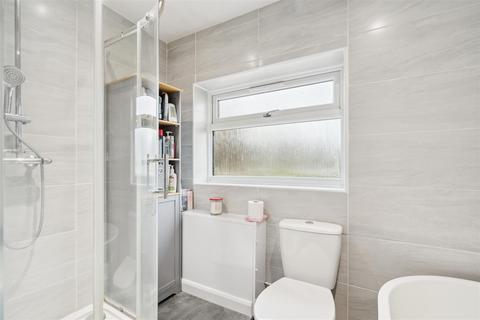 46 Warwick Road, Stevenage, SG2 0QT
