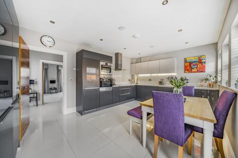 2, Primrose Cottages Denby Road, Cobham, KT11 1FB