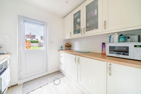 3 bedroom semi-detached house for sale, Colchester Road, Ipswich, IP4