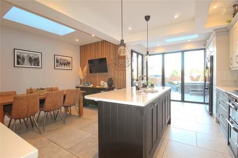 32 Westbourne Road, Trowbridge, BA14 0AJ
