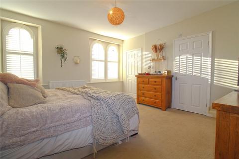 32 Westbourne Road, Trowbridge, BA14 0AJ