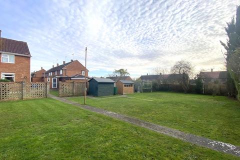 3 bedroom semi-detached house for sale, Woodpecker Road, Ipswich, Suffolk, IP2