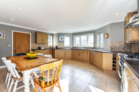 5 bedroom detached house for sale, Horndean, Hampshire