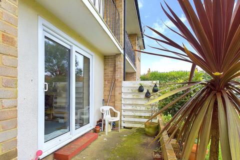 1 bedroom ground floor flat for sale, Fairlawn Drive, Worthing, BN14 8AX