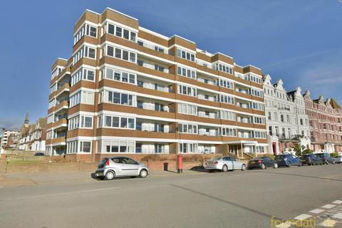 De la Warr Parade, Bexhill-on-Sea, TN40