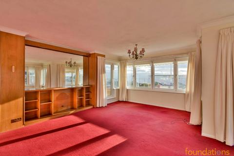 3 bedroom ground floor flat for sale, De la Warr Parade, Bexhill-on-Sea, TN40