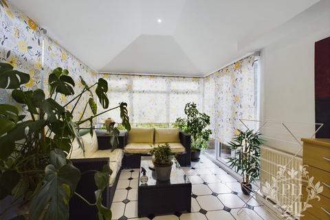 1 Middlebank Road, Ormesby, Middlesbrough, TS7 9ET