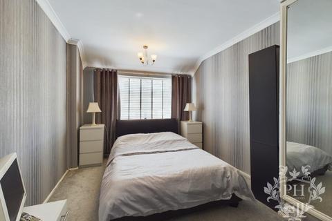 1 Middlebank Road, Ormesby, Middlesbrough, TS7 9ET