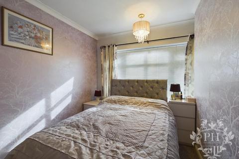 1 Middlebank Road, Ormesby, Middlesbrough, TS7 9ET