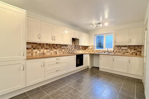 19 Bridle Close, Paignton, TQ4 7SL