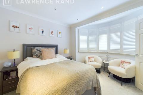 37 Bempton Drive, Ruislip, HA4 9DB