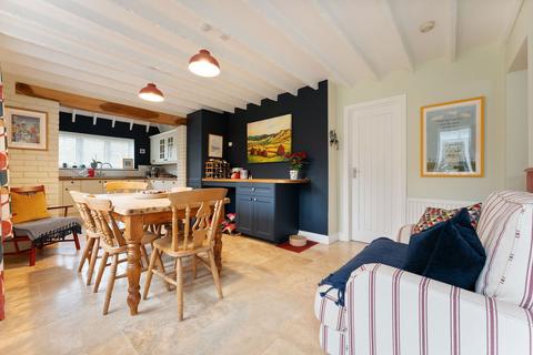 Graten Cottage Homanton, Shrewton, Salisbury, SP3 4ER