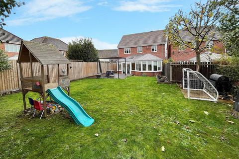 4 bedroom detached house for sale, Beaumont Road, Flitwick