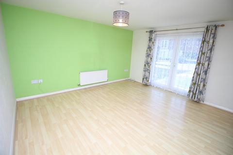 2 bedroom ground floor flat to rent, St Lukes Court, Hatfield, AL10