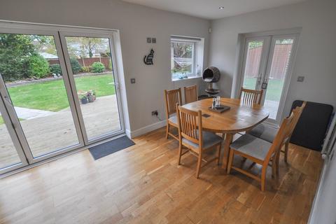 4 bedroom chalet for sale, Blandford Road, Corfe Mullen, Wimborne, BH21