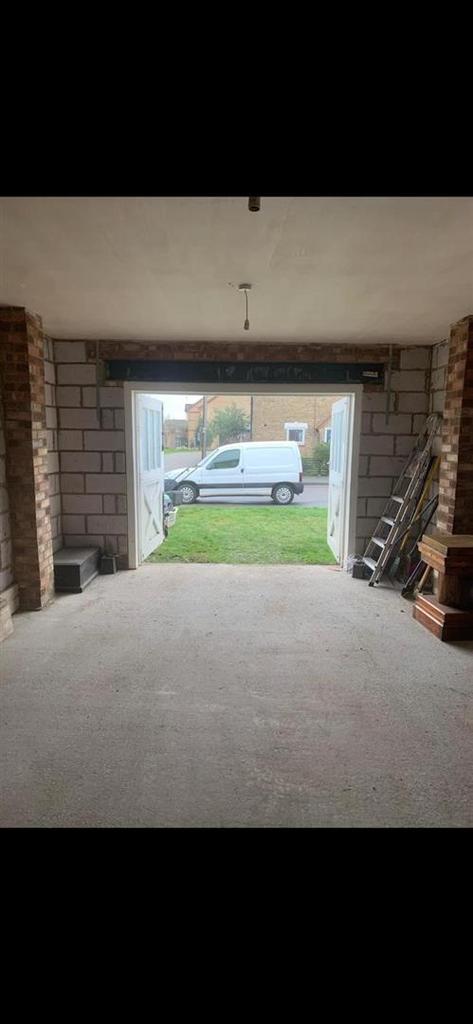 Garage2.jpg