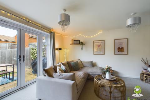 3 Bye Crescent, Basingstoke, RG24 9LW