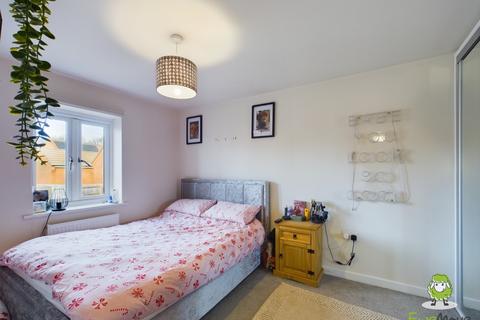 3 Bye Crescent, Basingstoke, RG24 9LW