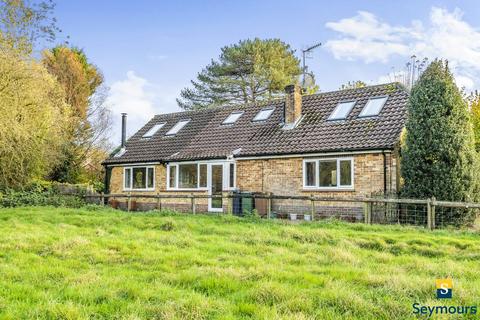 4 bedroom detached house for sale, New Road, Guildford GU5