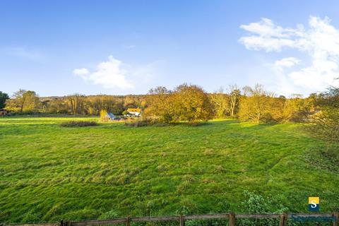 4 bedroom detached house for sale, New Road, Guildford GU5